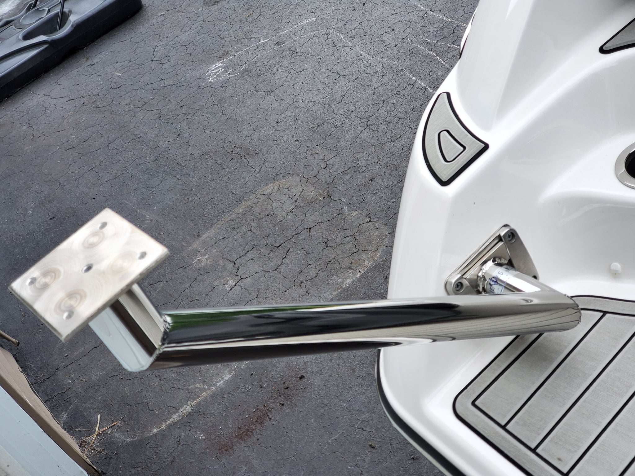 JEWLS Port Grill Stanchion Package - Fits 2021+ Yamaha FSH